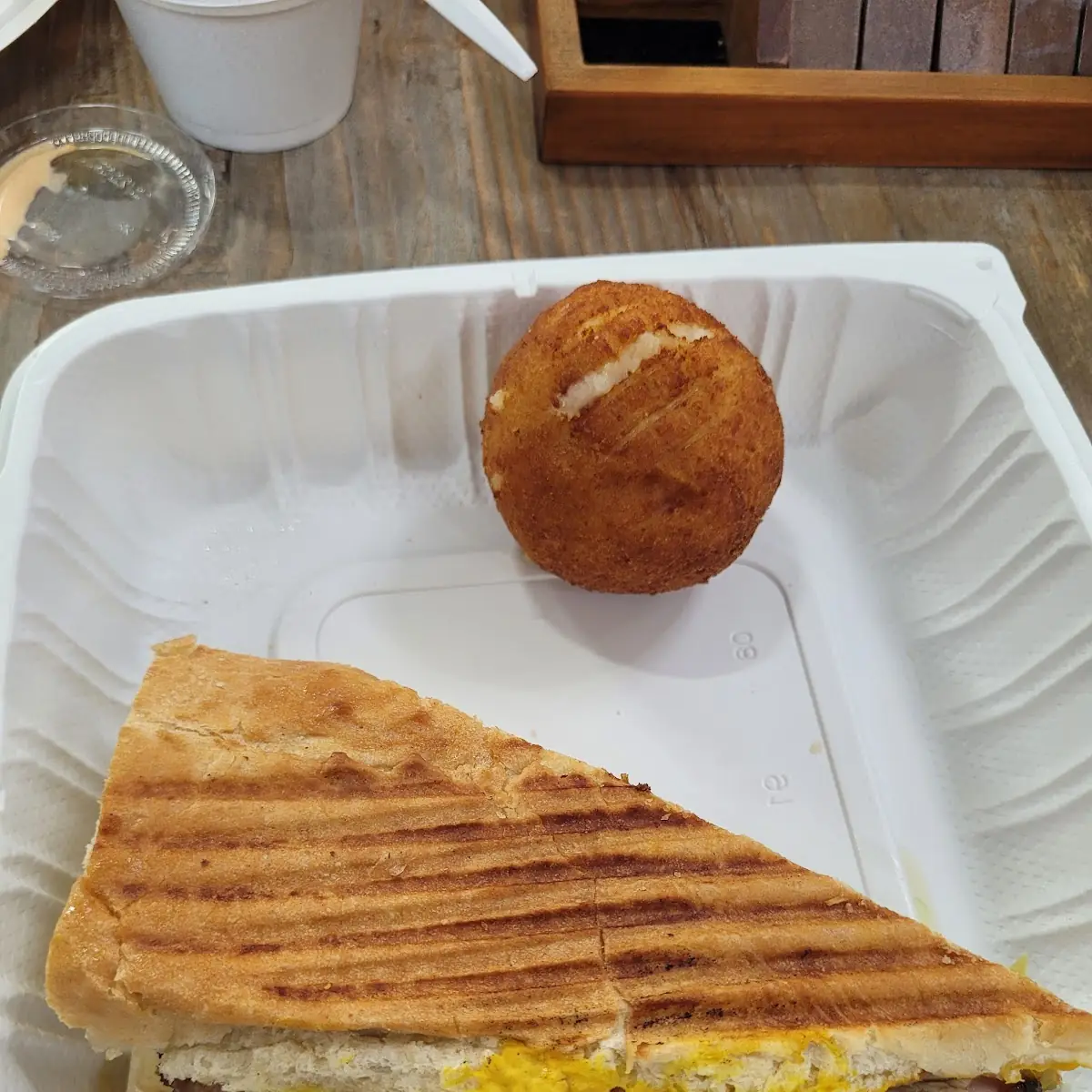 El Cubano Supreme Sandwich Cubano