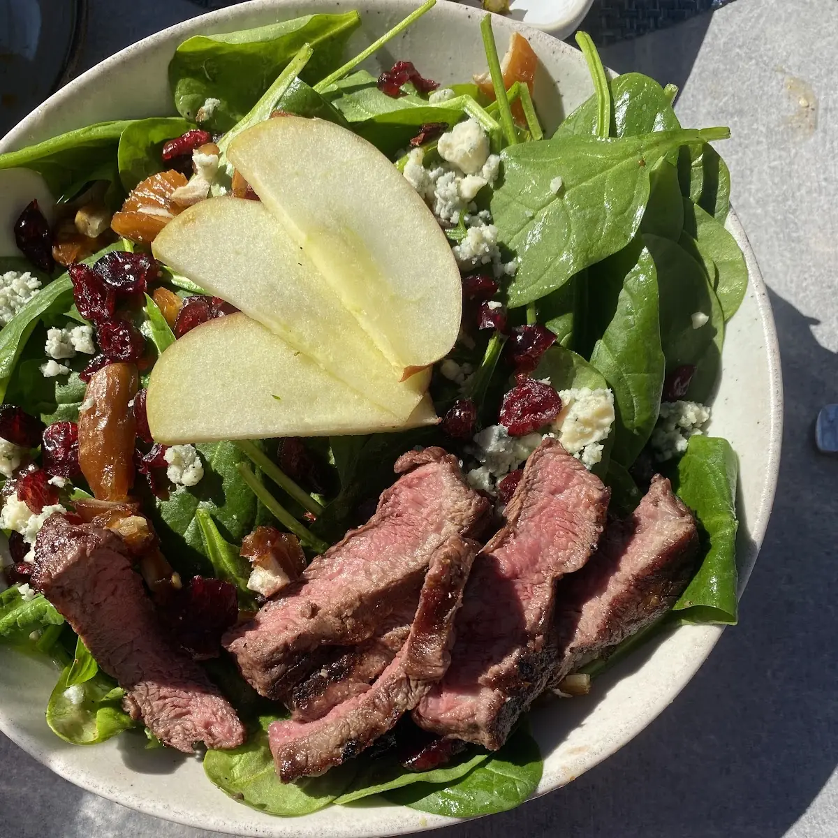 Creekhouse Spinach Salad with Steak