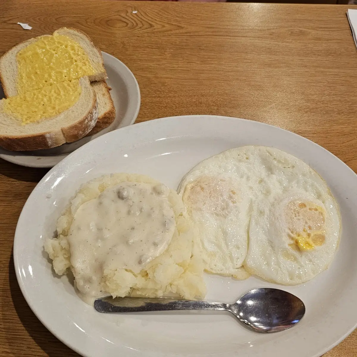 2 Egg Breakfast with Mashed Potatoes and Gravy