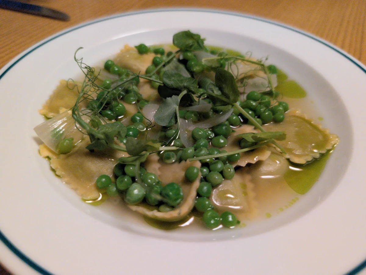 Highlights, Restaurant Melba