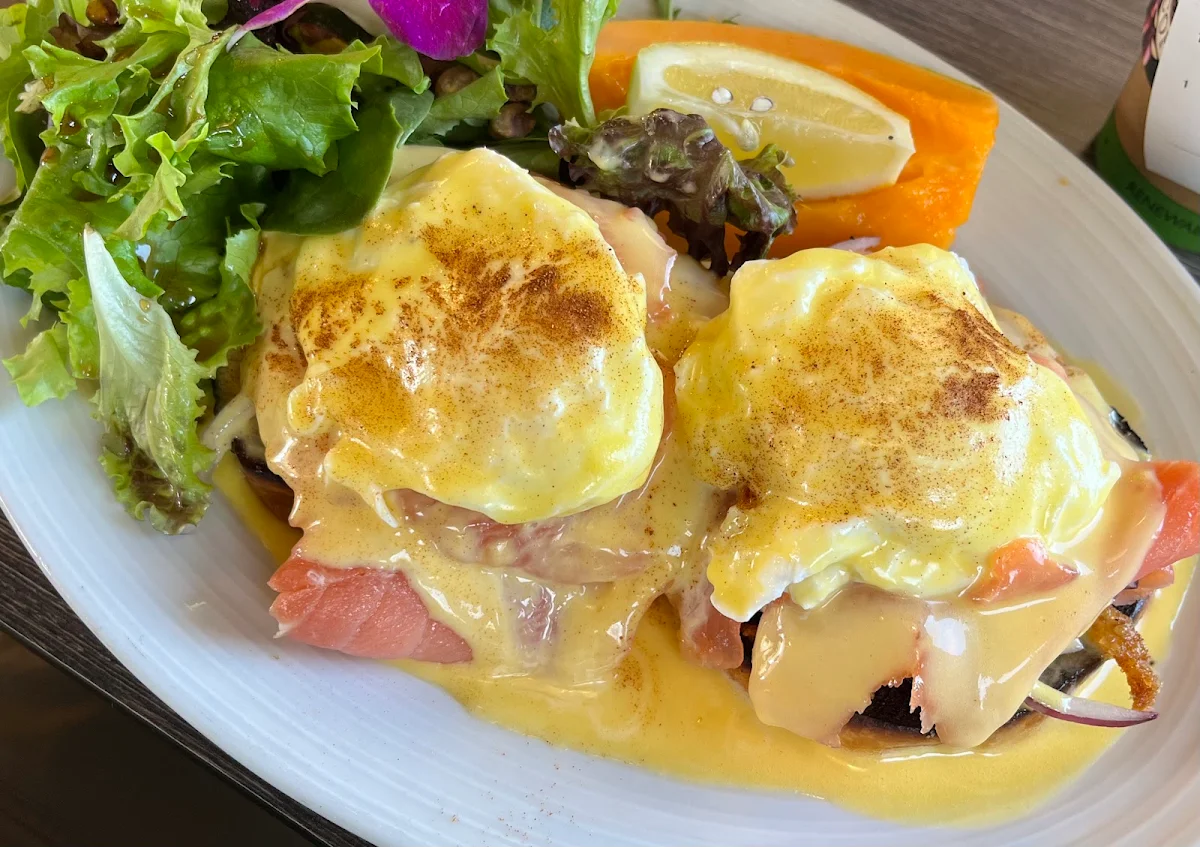 Smoked Salmon Benedict