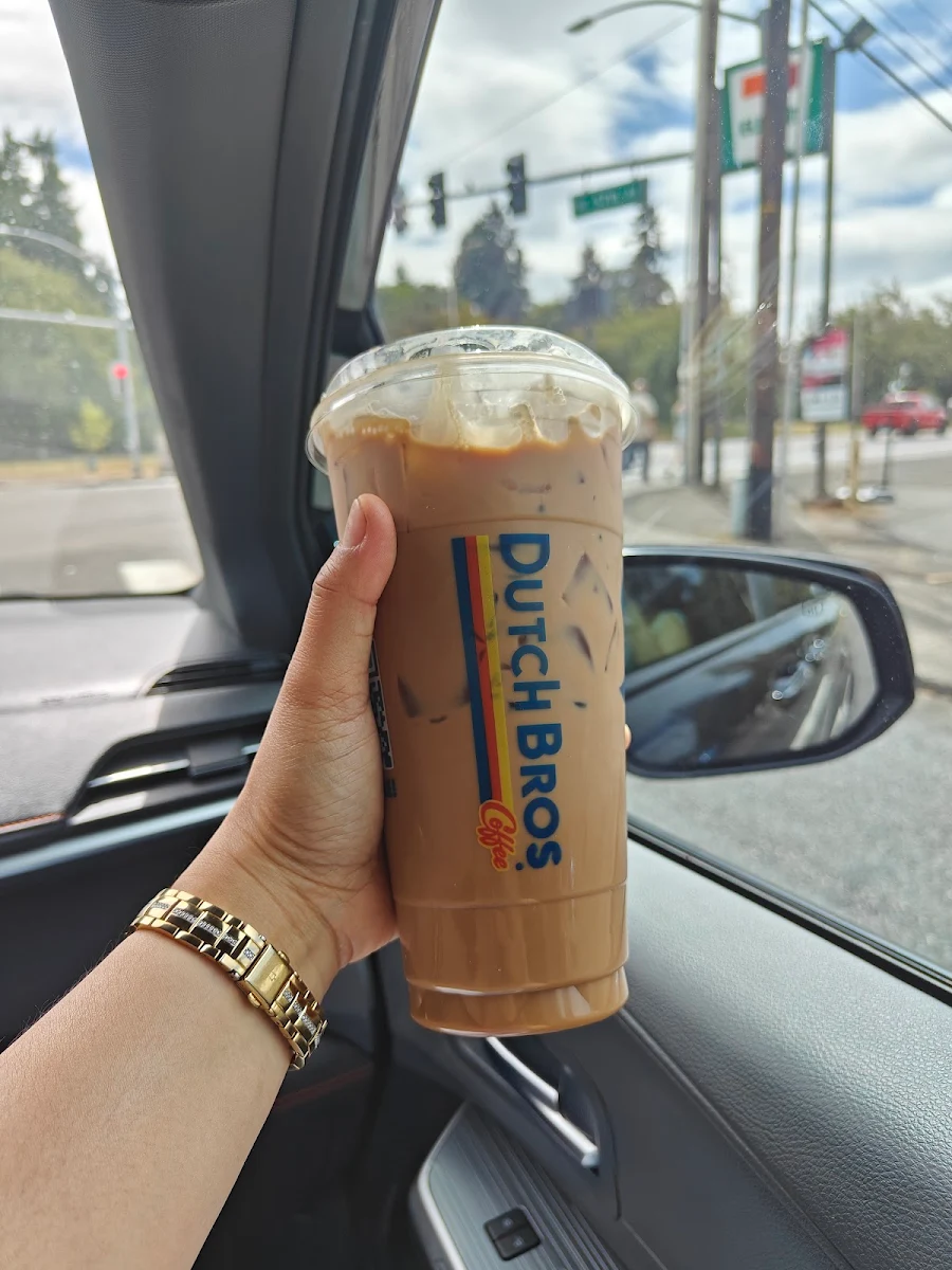 Dushe Bros Mocha Frappe
