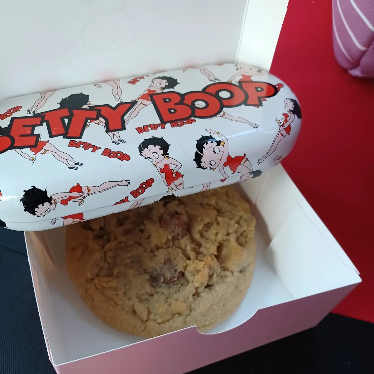 Milk Chocolate Chip Cookie