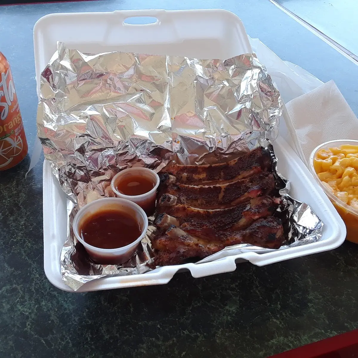 Pork Ribs and Mac N Cheese