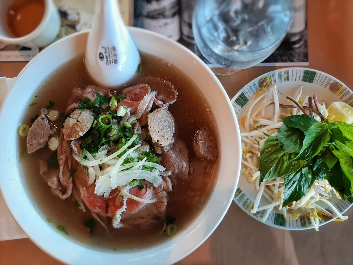 House Special Pho, Calgary Trail Noodle House
