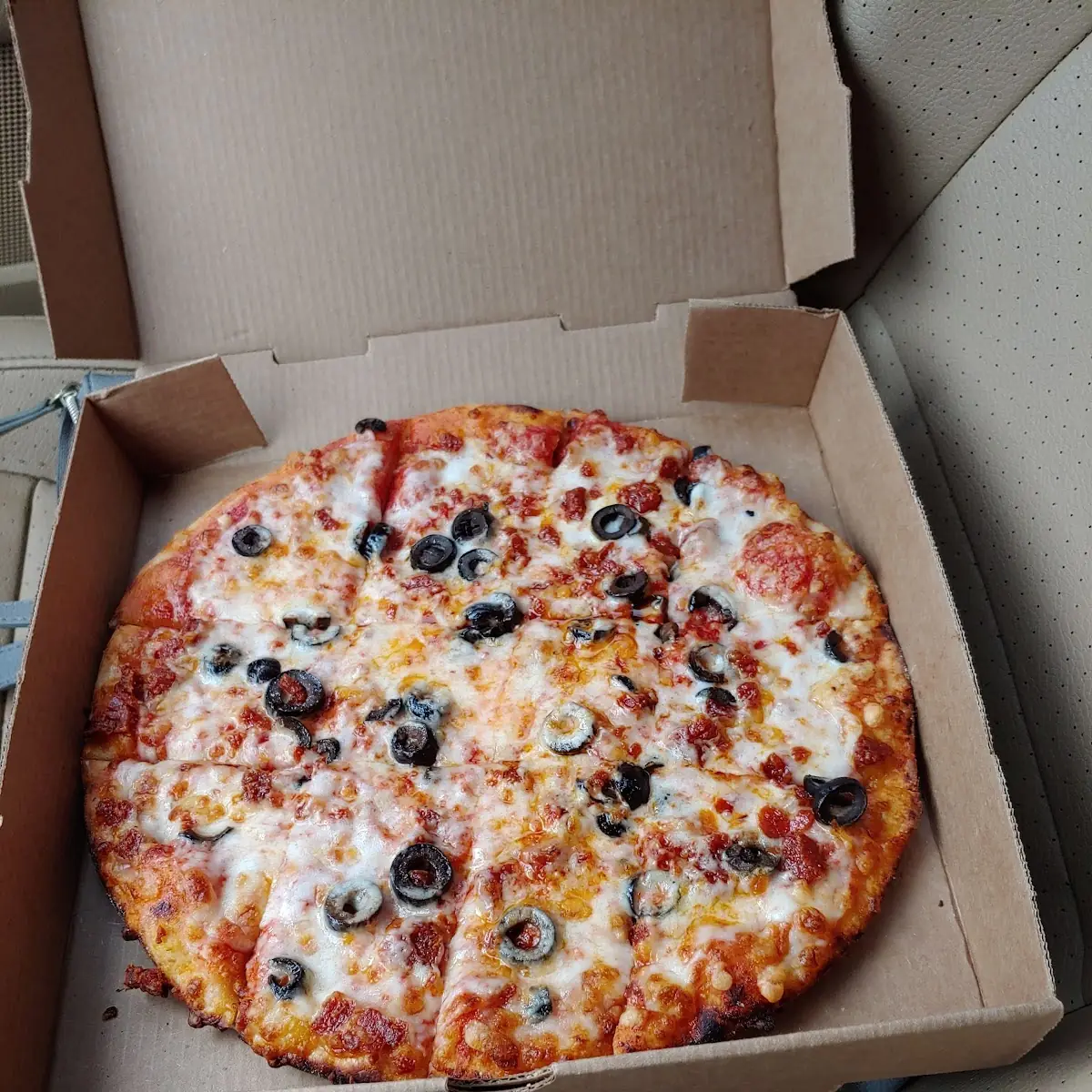 Pepperoni Mushroom Pizza