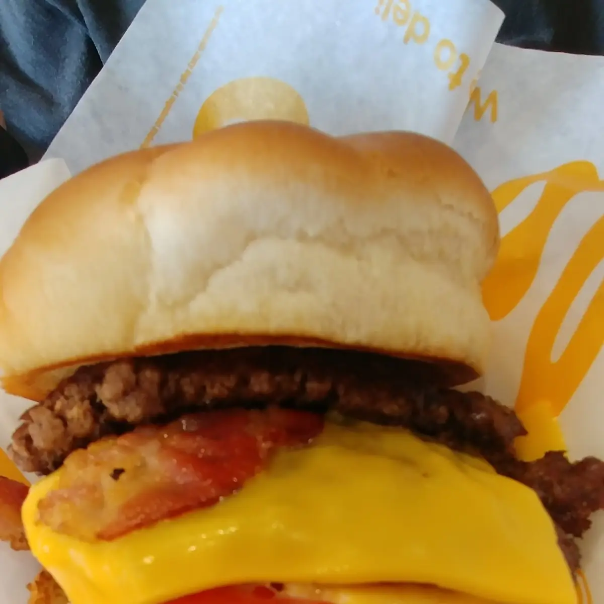 Bacon Deluxe Double Cheeseburger