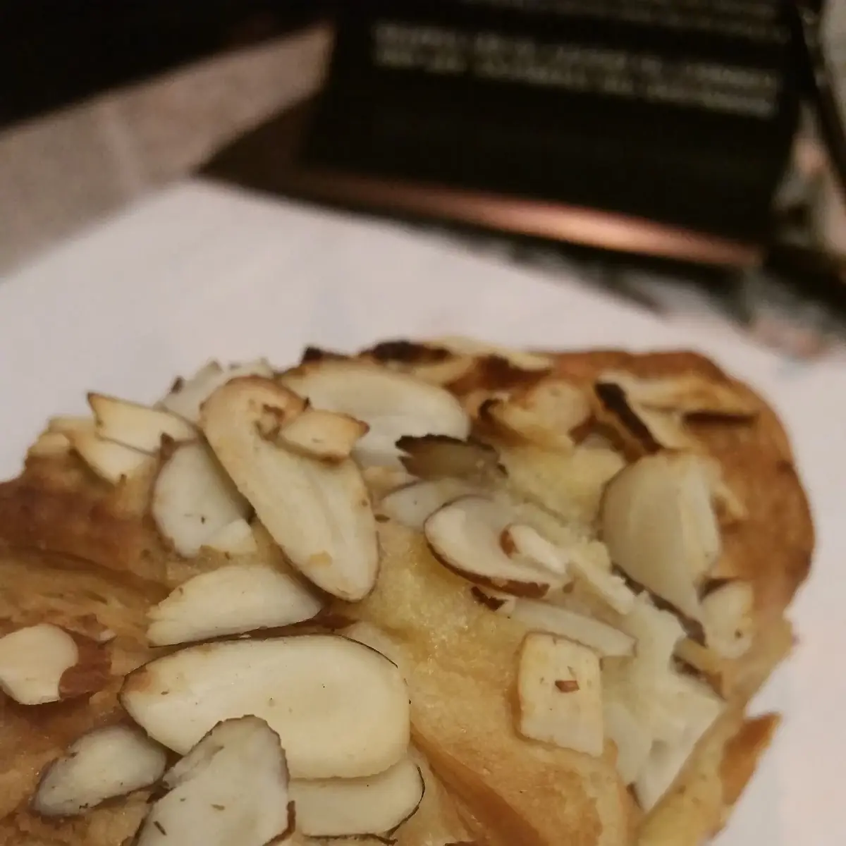 Almond Croissant Blossom