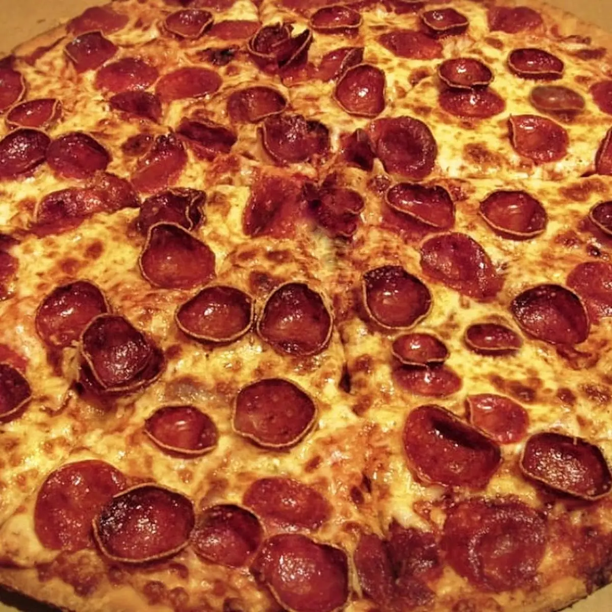 Thin Crust Pepperoni Pizza