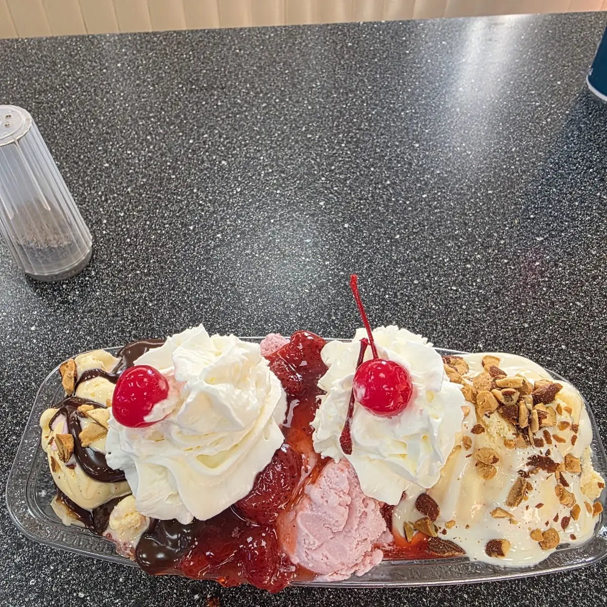 Banana Split Sundaes