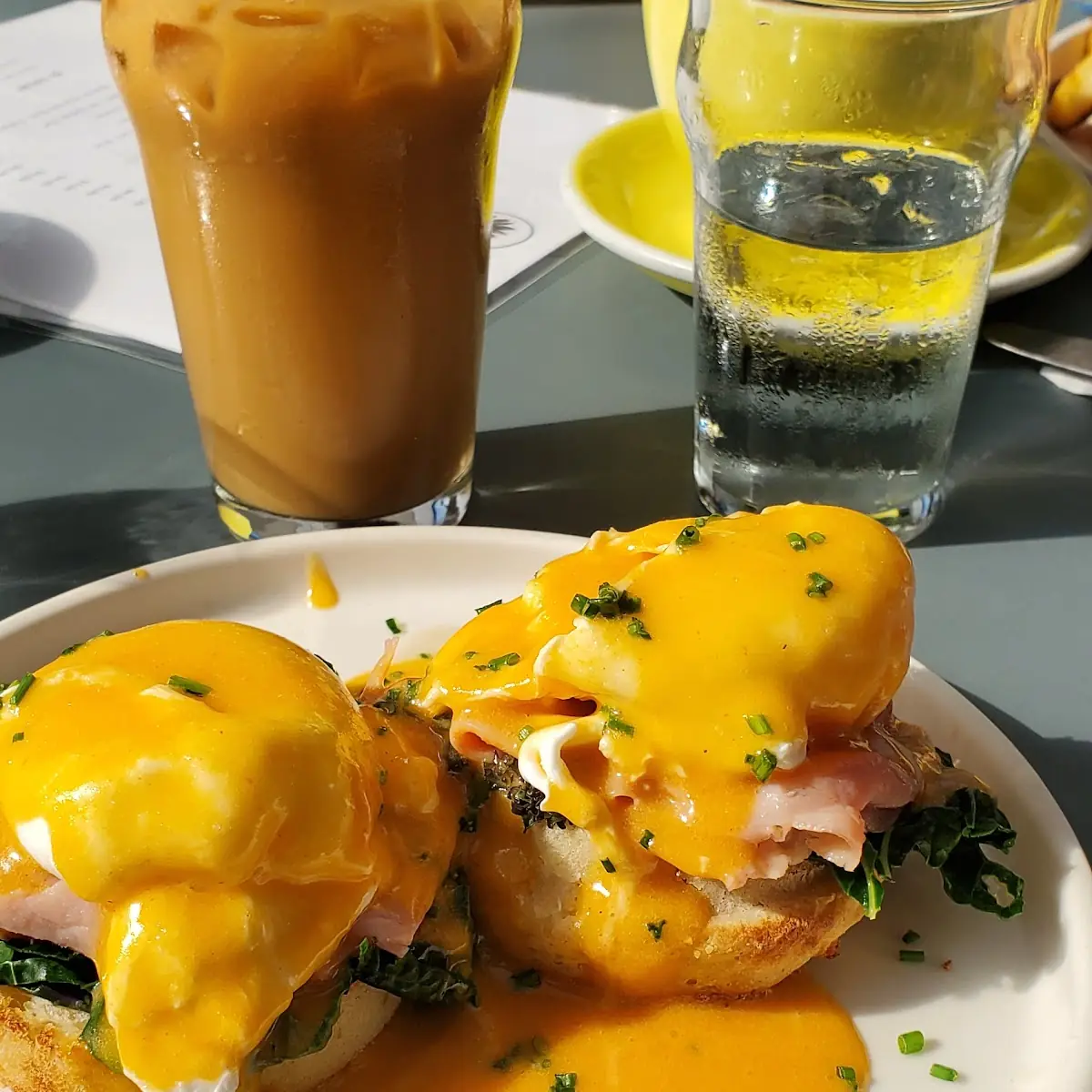 Eggs Benedict