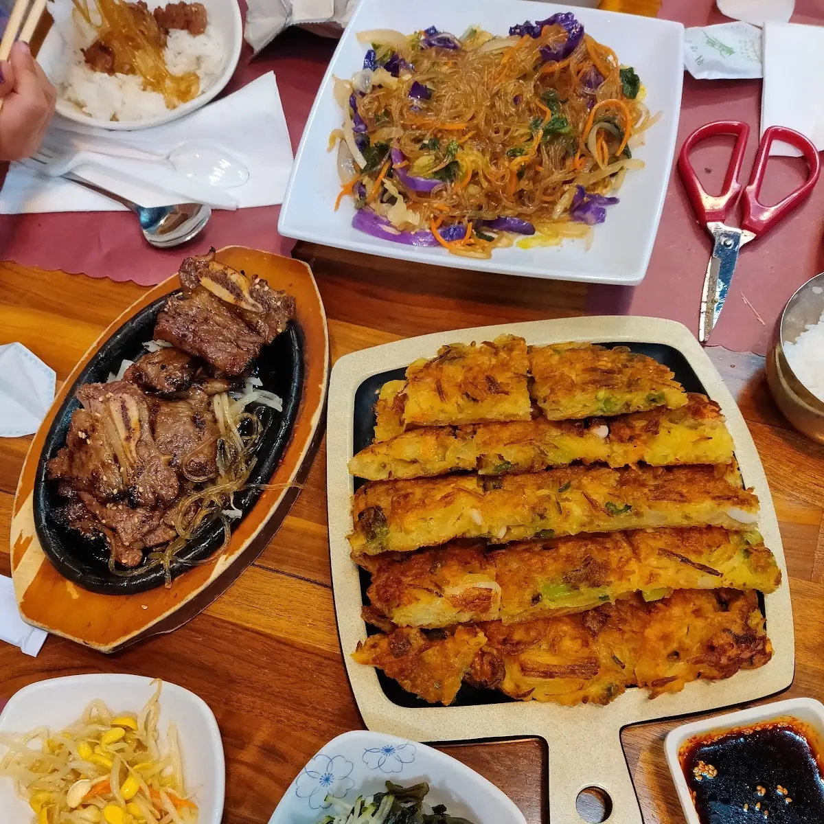 BBQ Ribs and Seafood Pancake