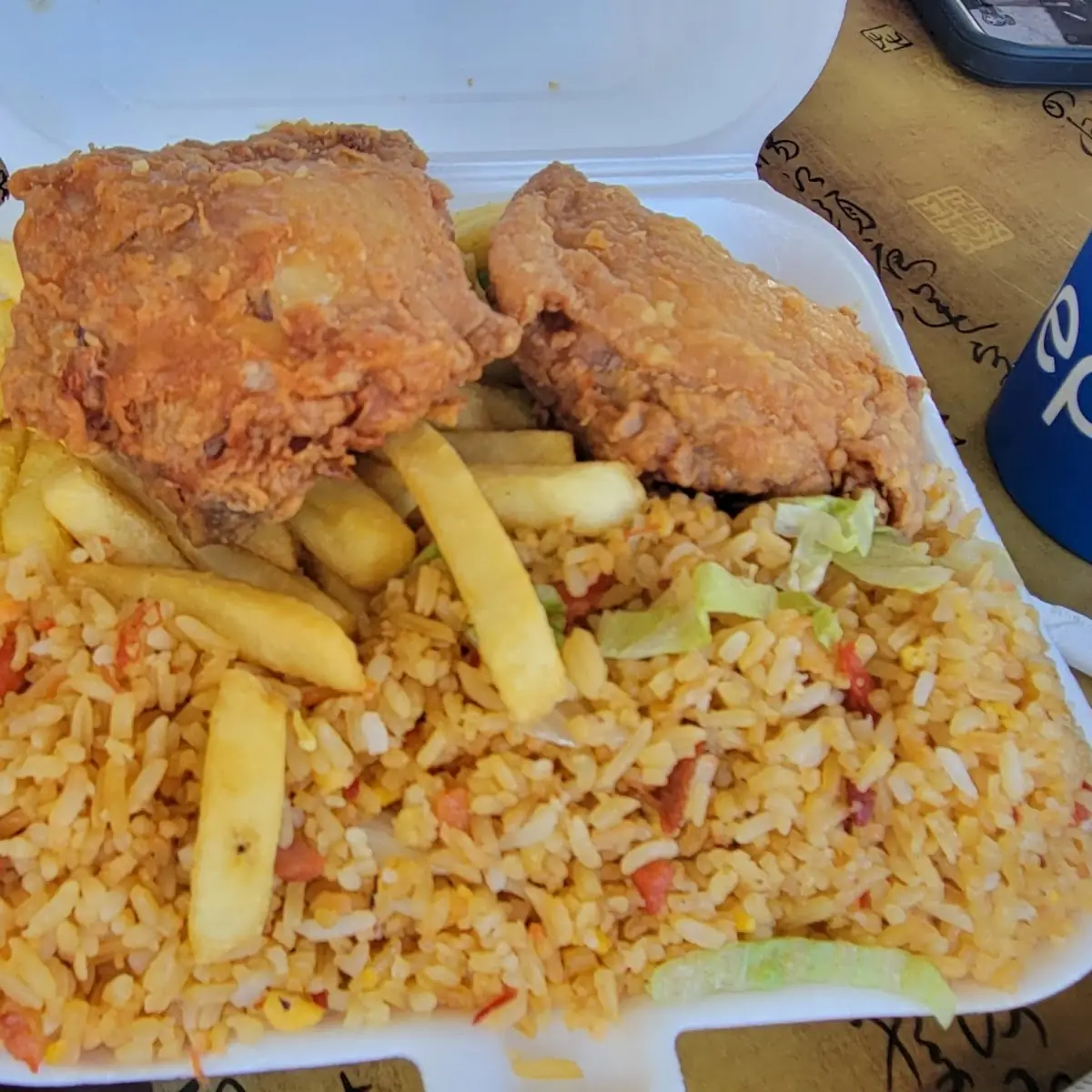 Combinación Con Pollo Frito