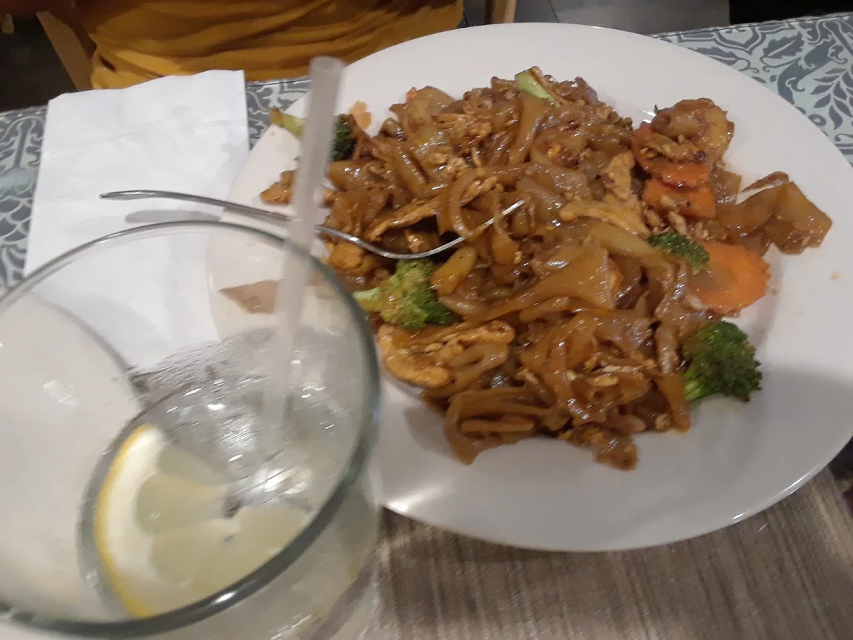 Pad Kee Mow
