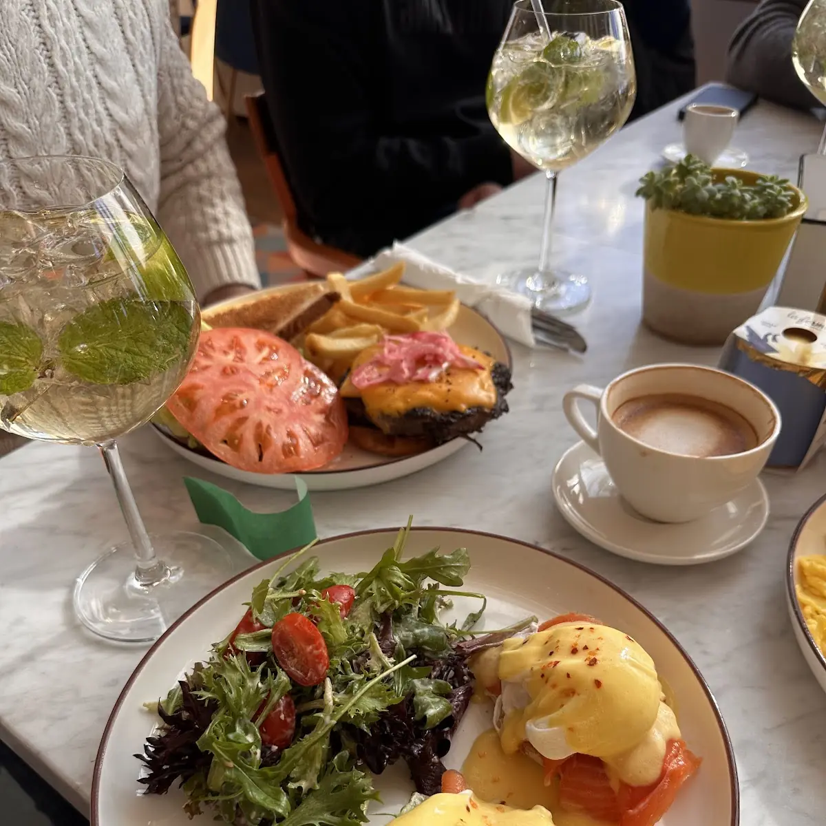 Smoked Salmon Egg Benedict