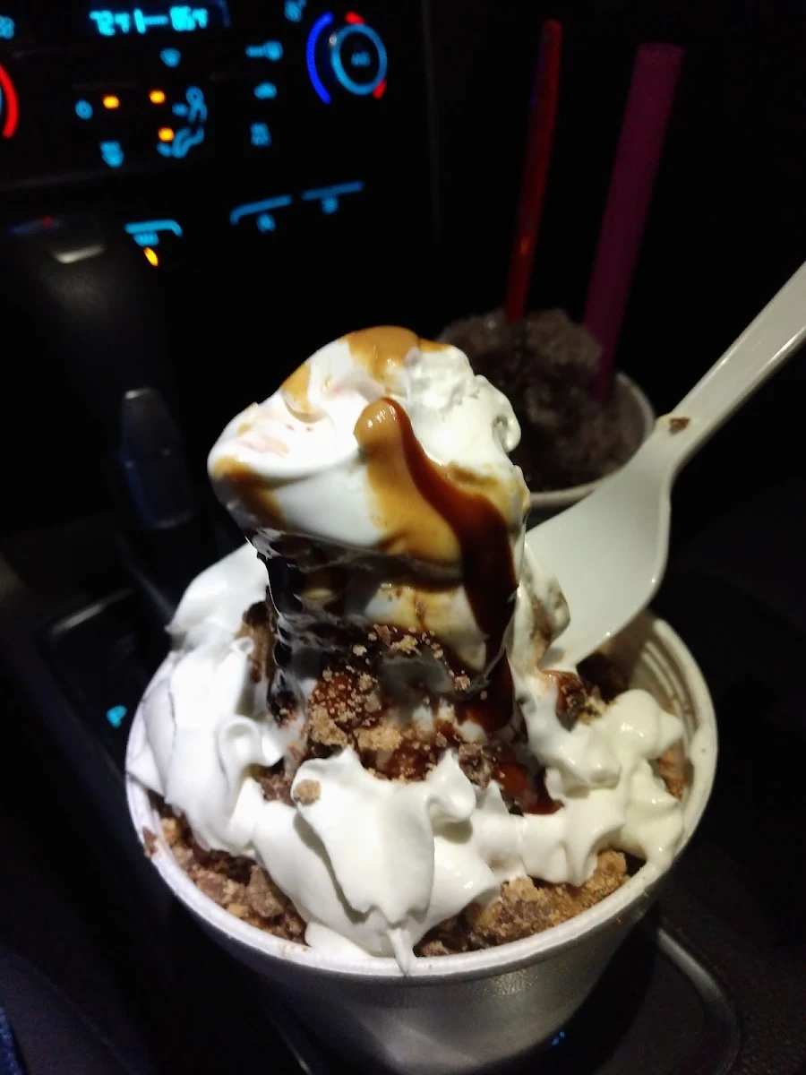 Peanut Butter Cup Sundae