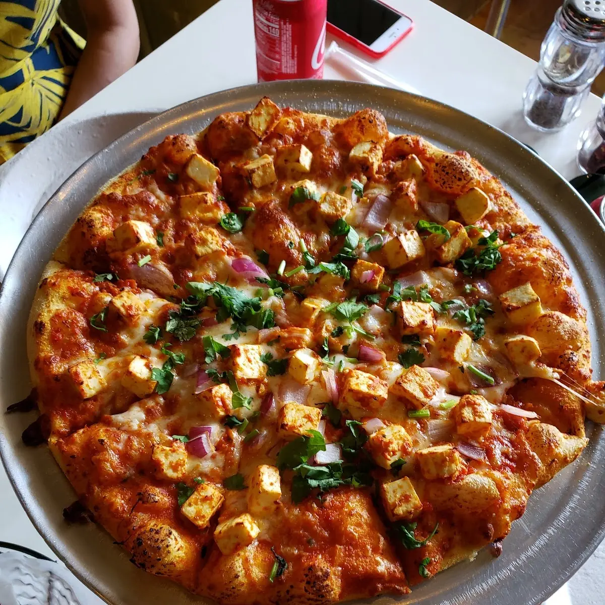 Paneer Tikka BBQ Pizza