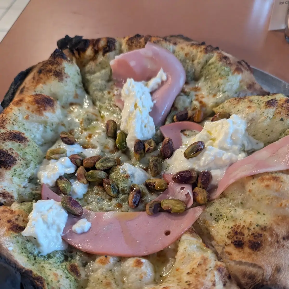 Pizza Mortazza