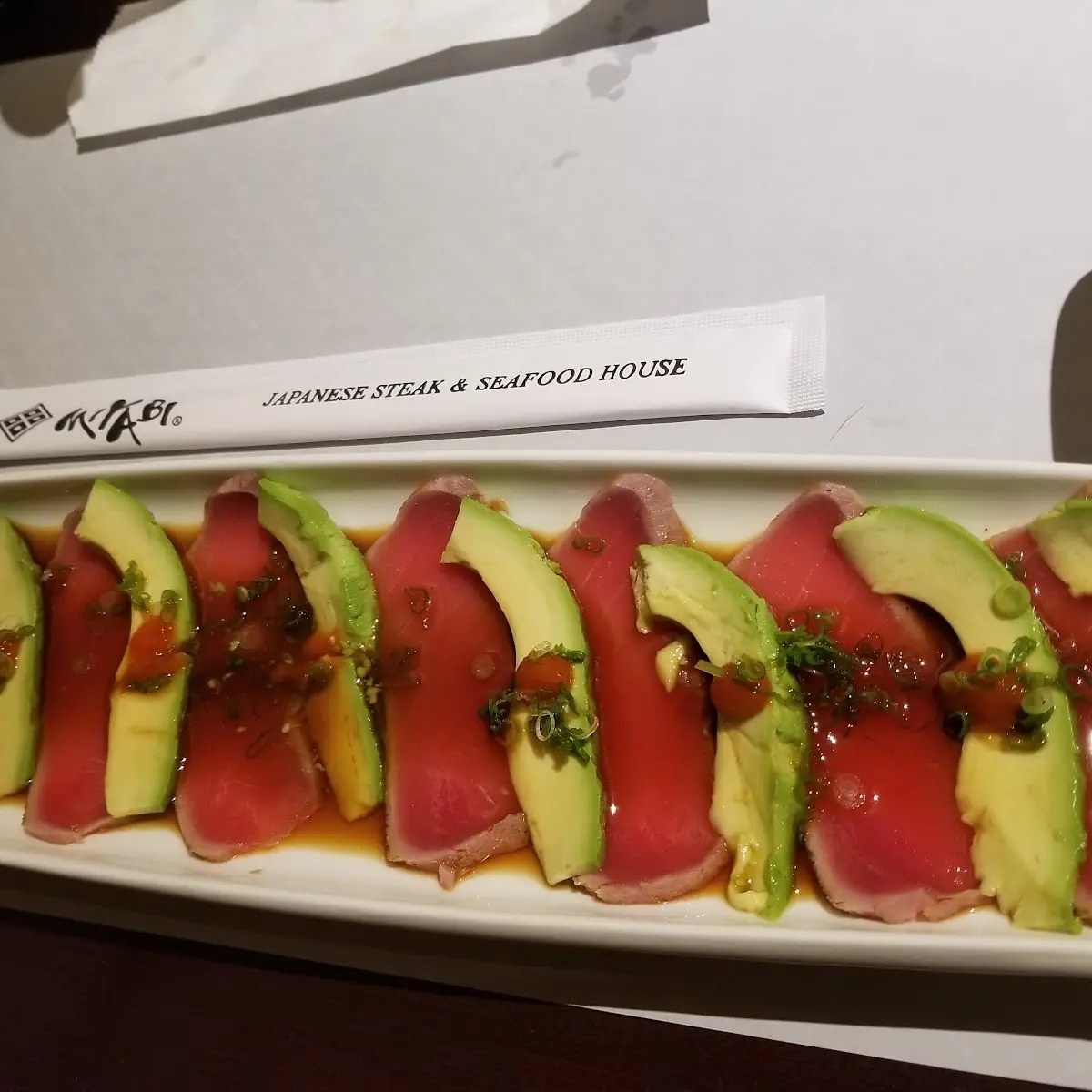 Seared Tuna w Avocado