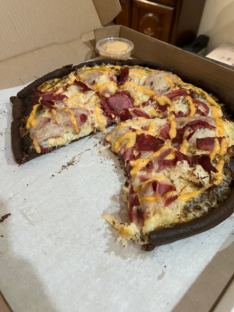 Reuben Pizza