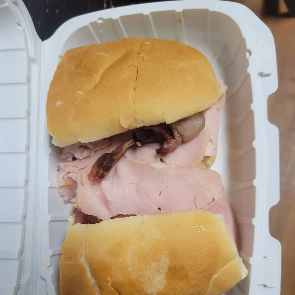 Turkey or Roast Beef and Cheese