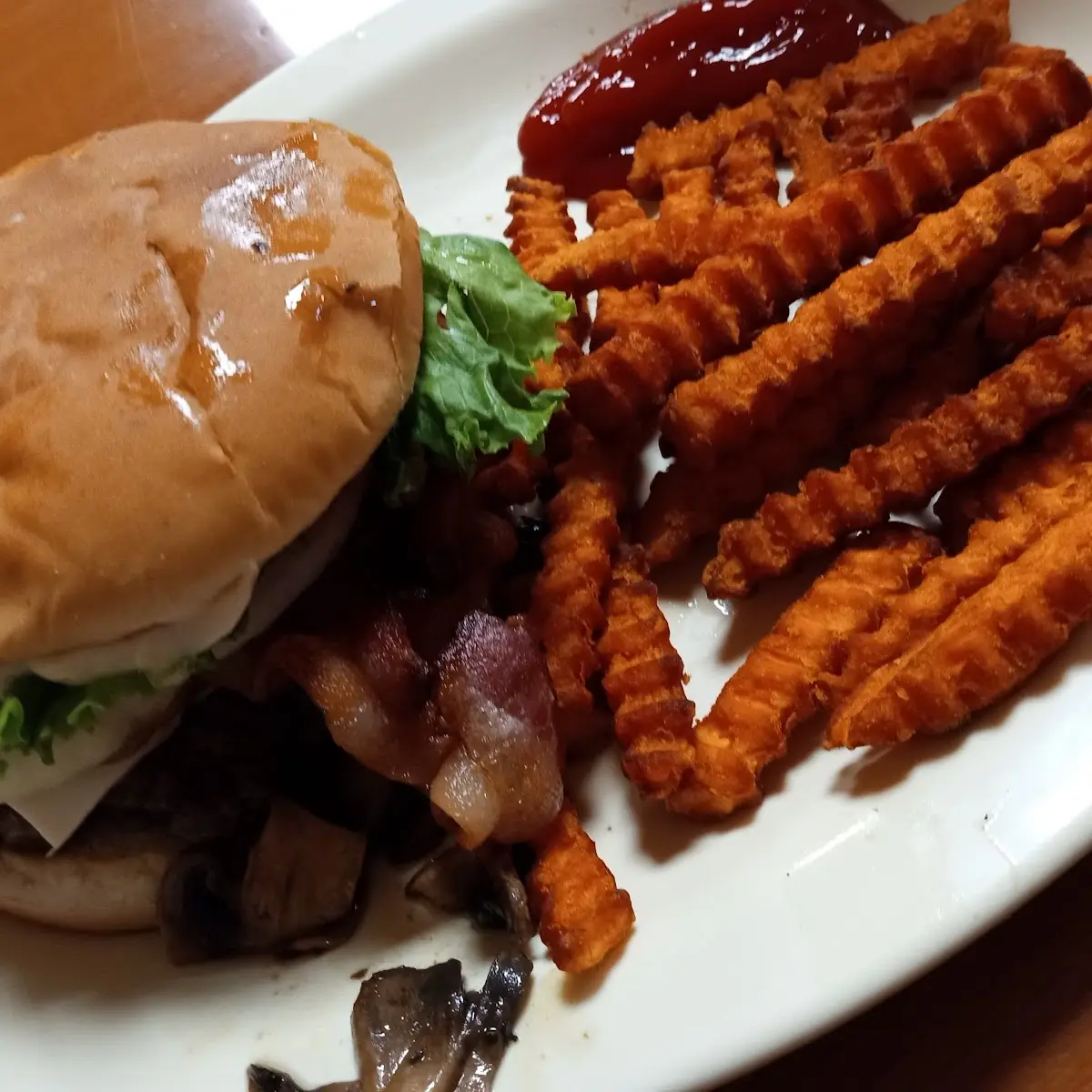Mushroom Bacon Swiss Burger