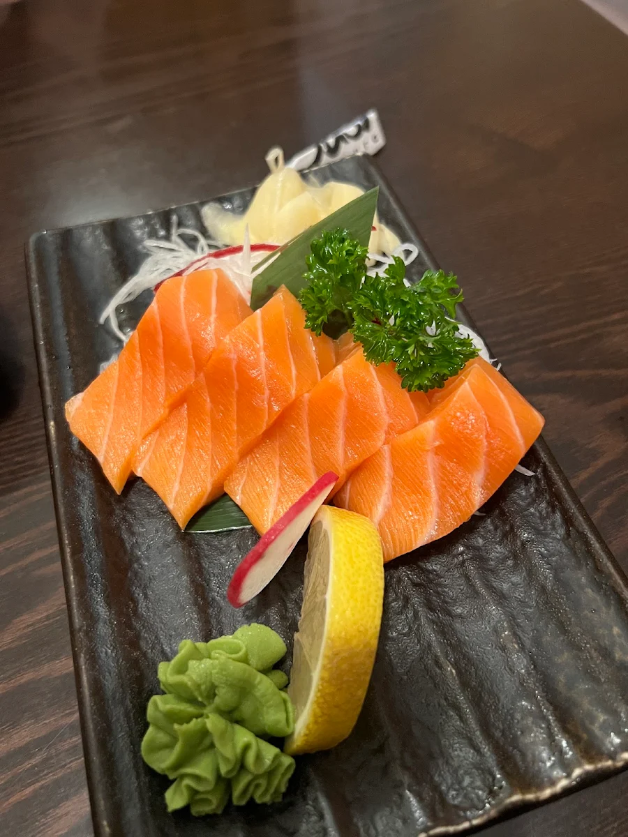 Salmon Sashimi 8pcs