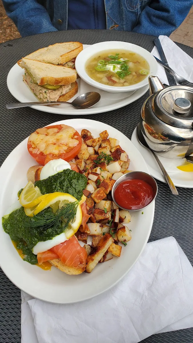 Salmon Fillet Burger