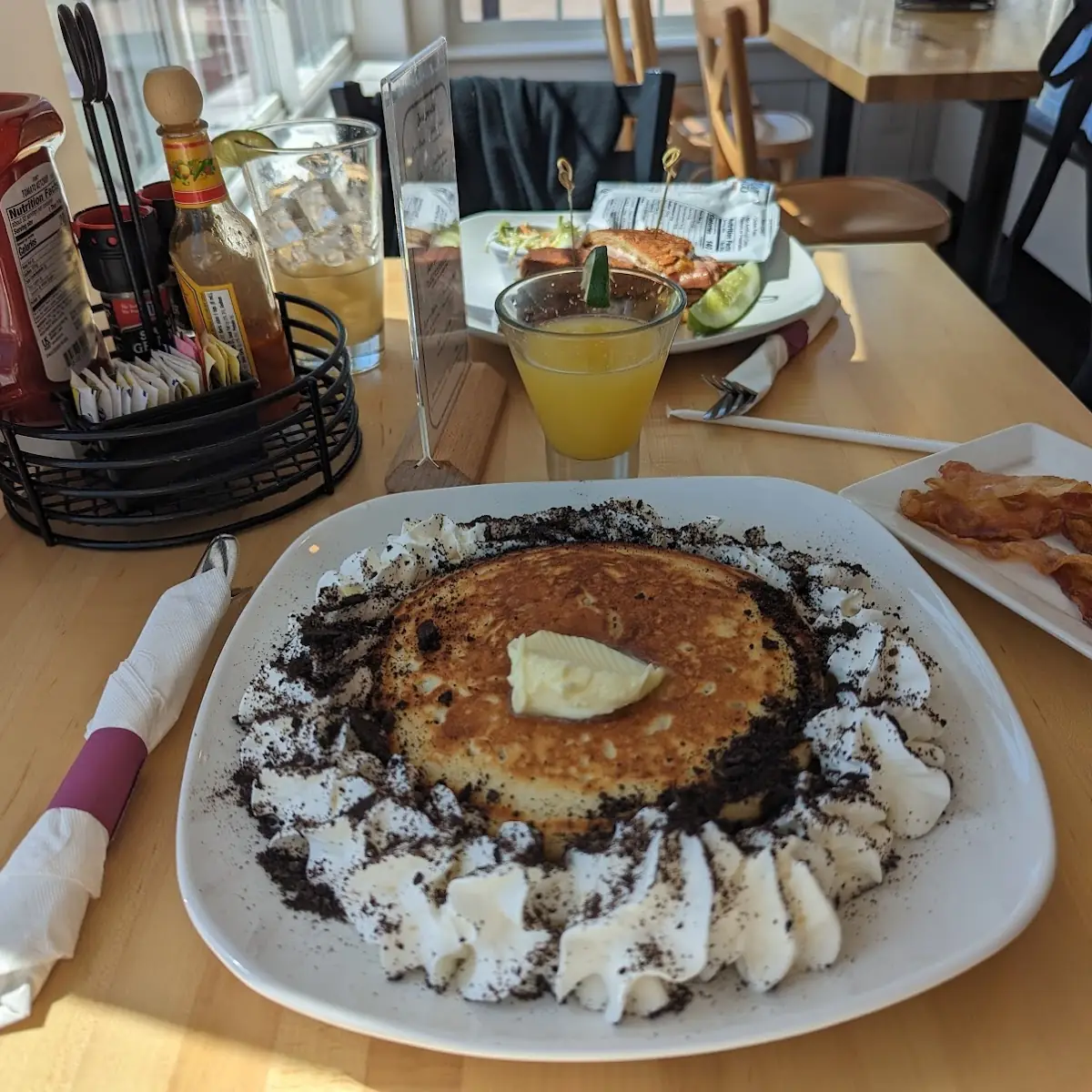 Oreo Cookie Pancakes