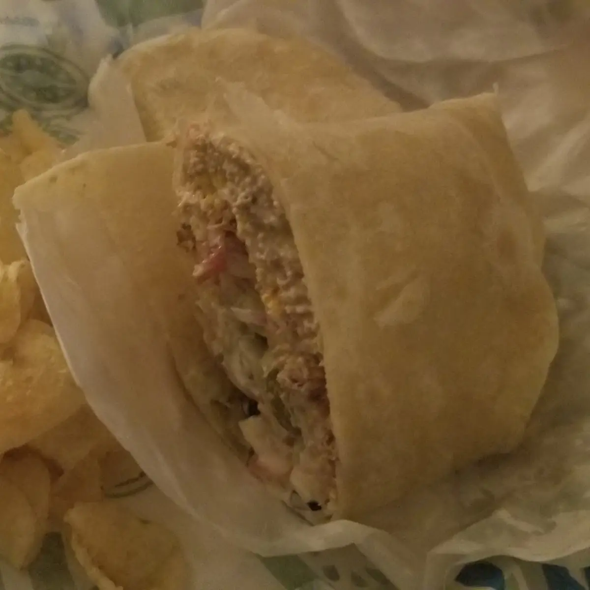 Tuna Wrap & Chips