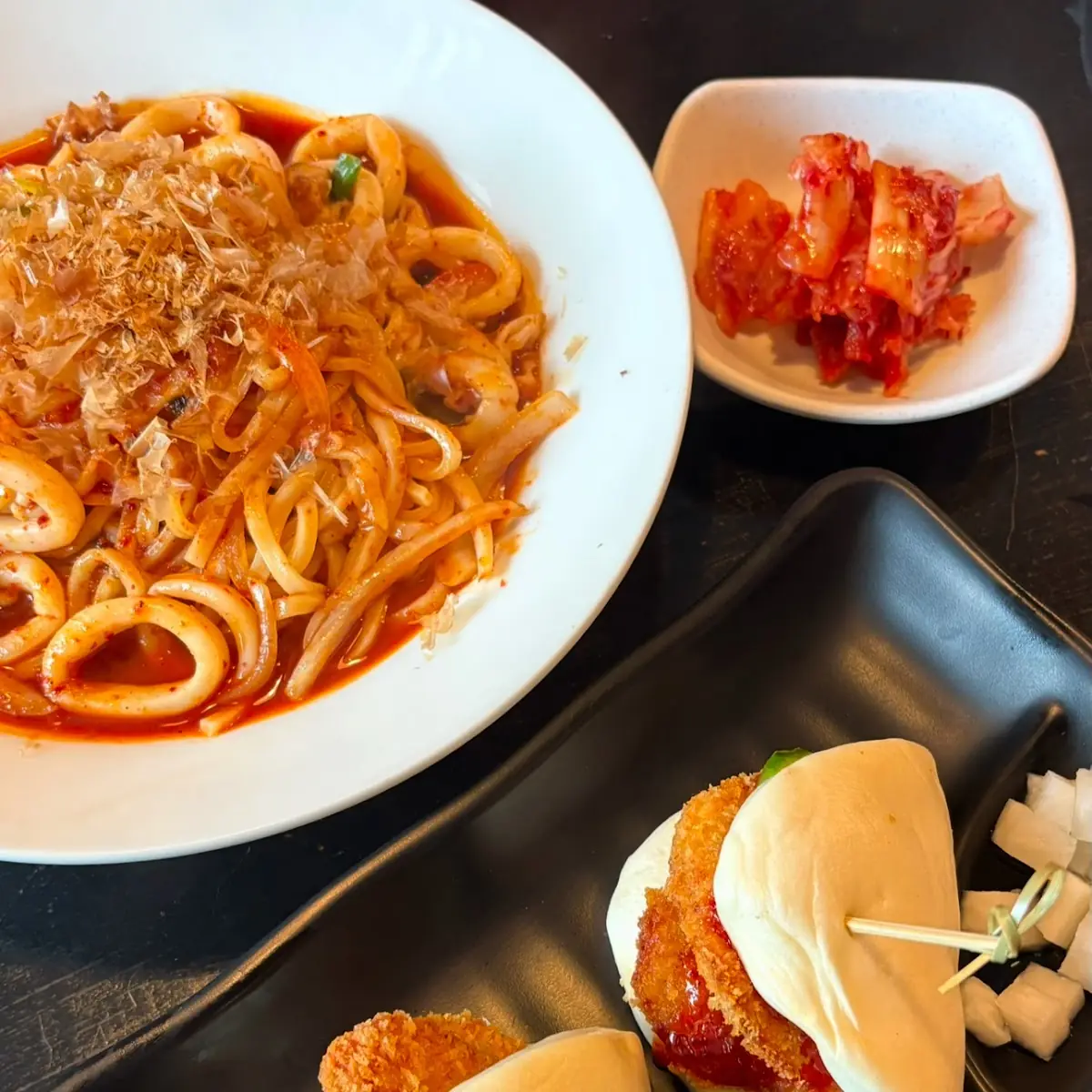 Spicy Chicken Bao