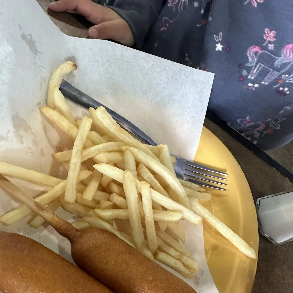Kids Corn Dogs Meal