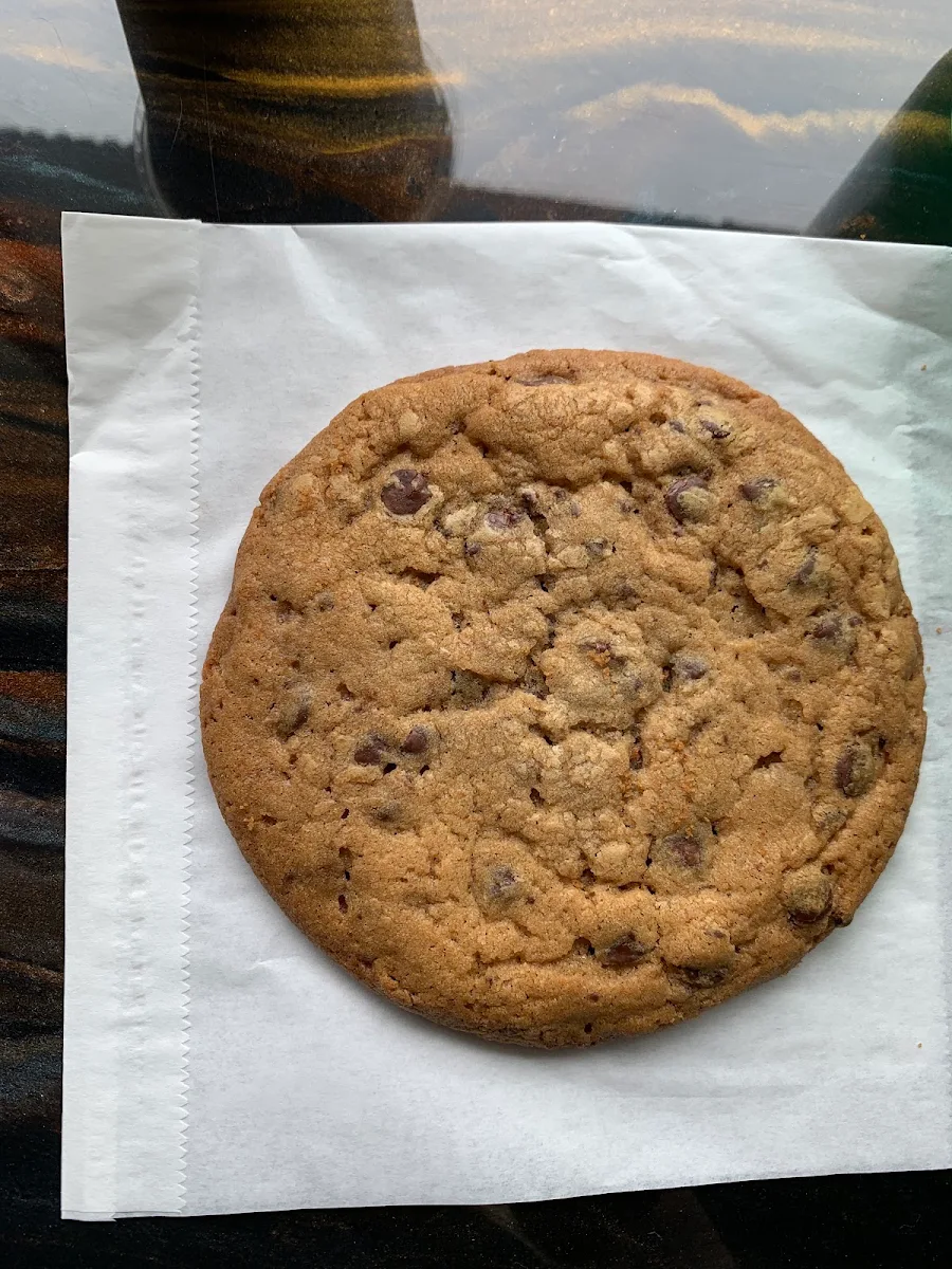 Chocolate Chip Cookie