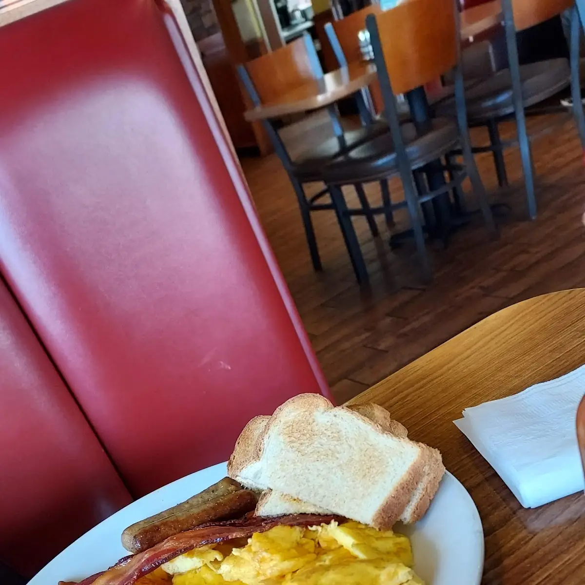 55 Scrambled Eggs & Cheddar Breakfast