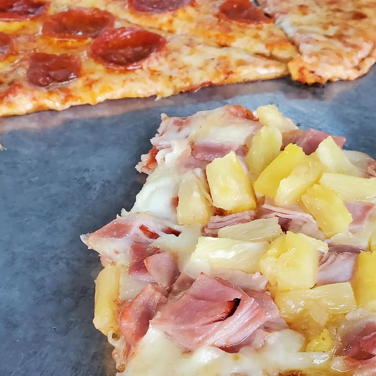 Hawaiian Pizza