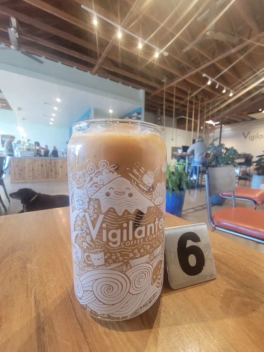 Iced Vanilla Latte