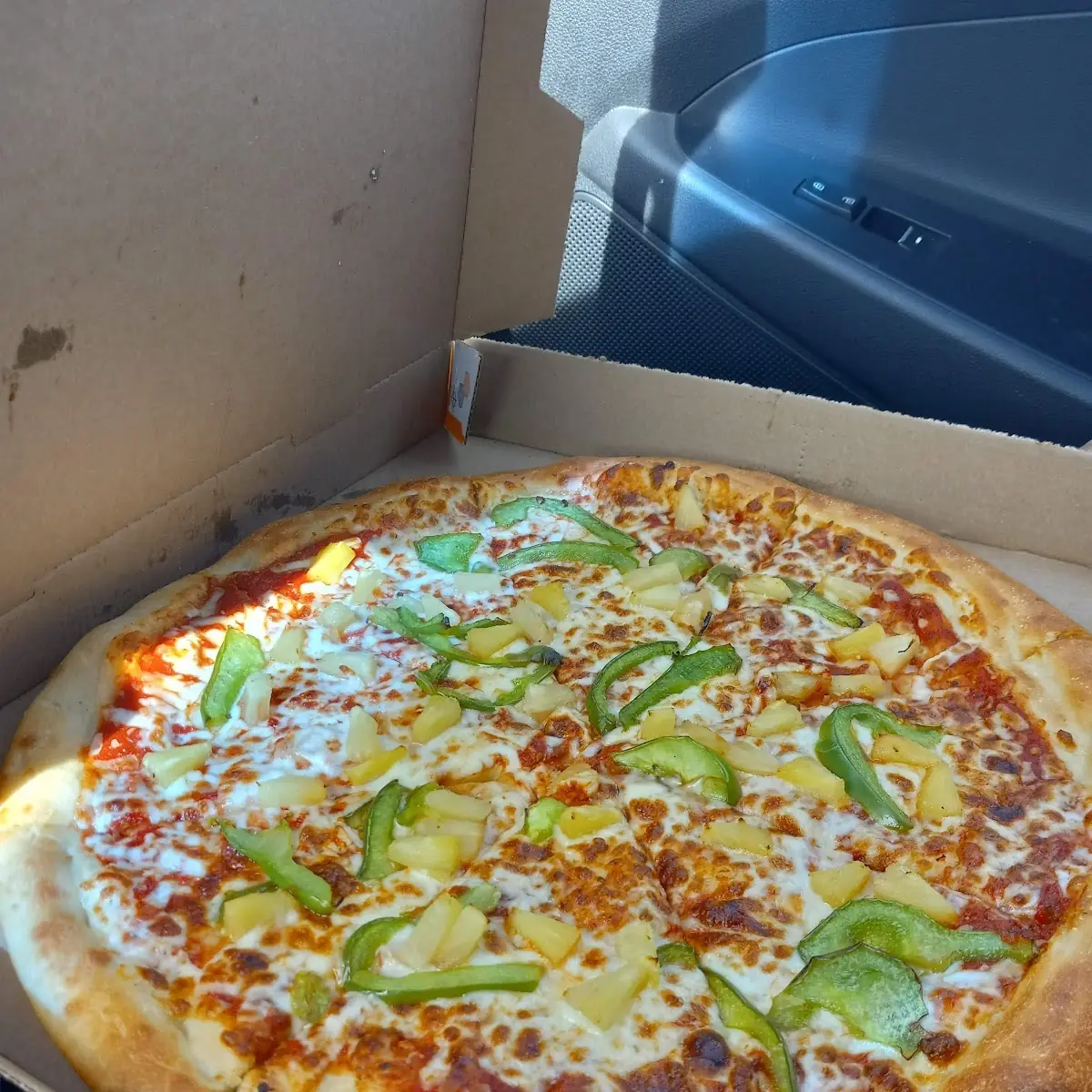 2 Topping Large with Green Peppers nd Pineapple Pizza