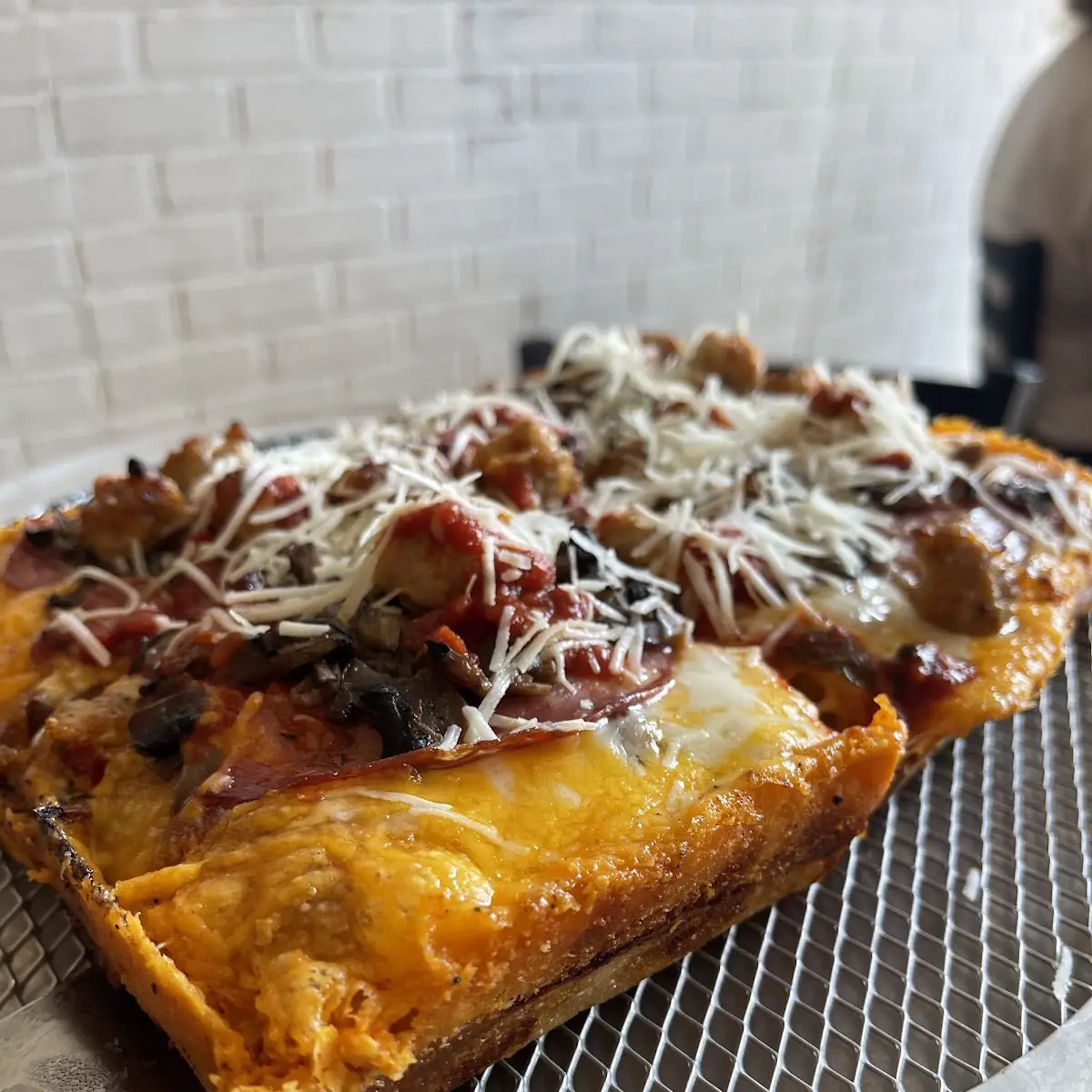 Detroit Style Pizza