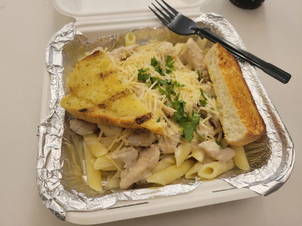 Chicken Alfredo Pasta