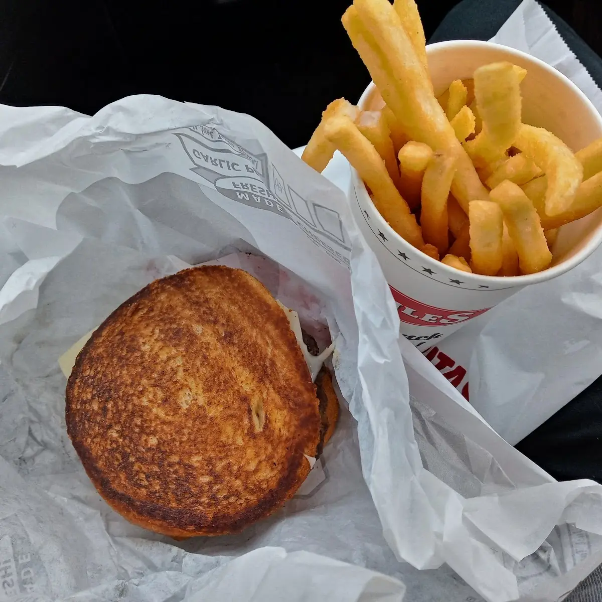 Steak and Bacon Burger w Fries