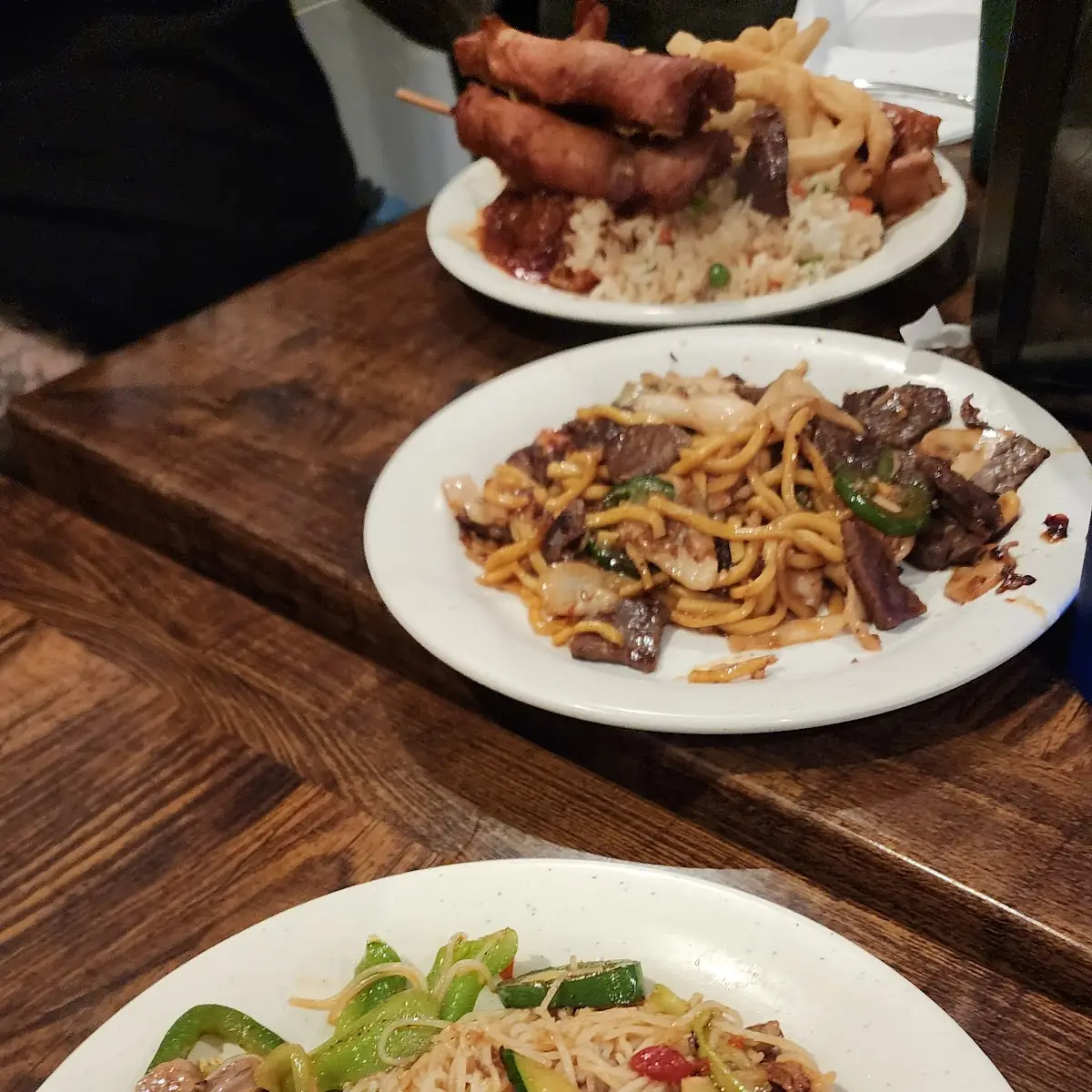 Beef Hibachi Rice Noodles & Vegetables
