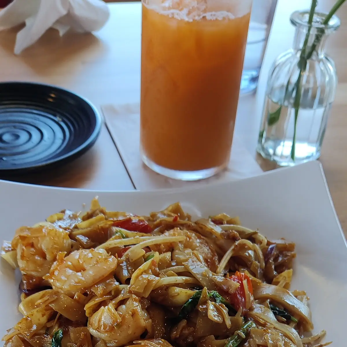 Drunken Noodles with Shrimp