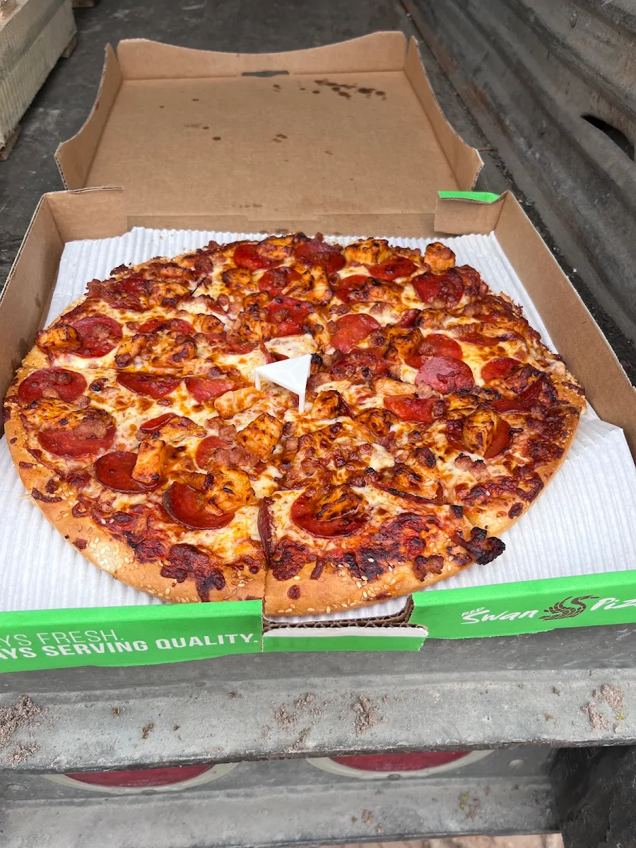 Highlights, Red Swan Pizza - Welland