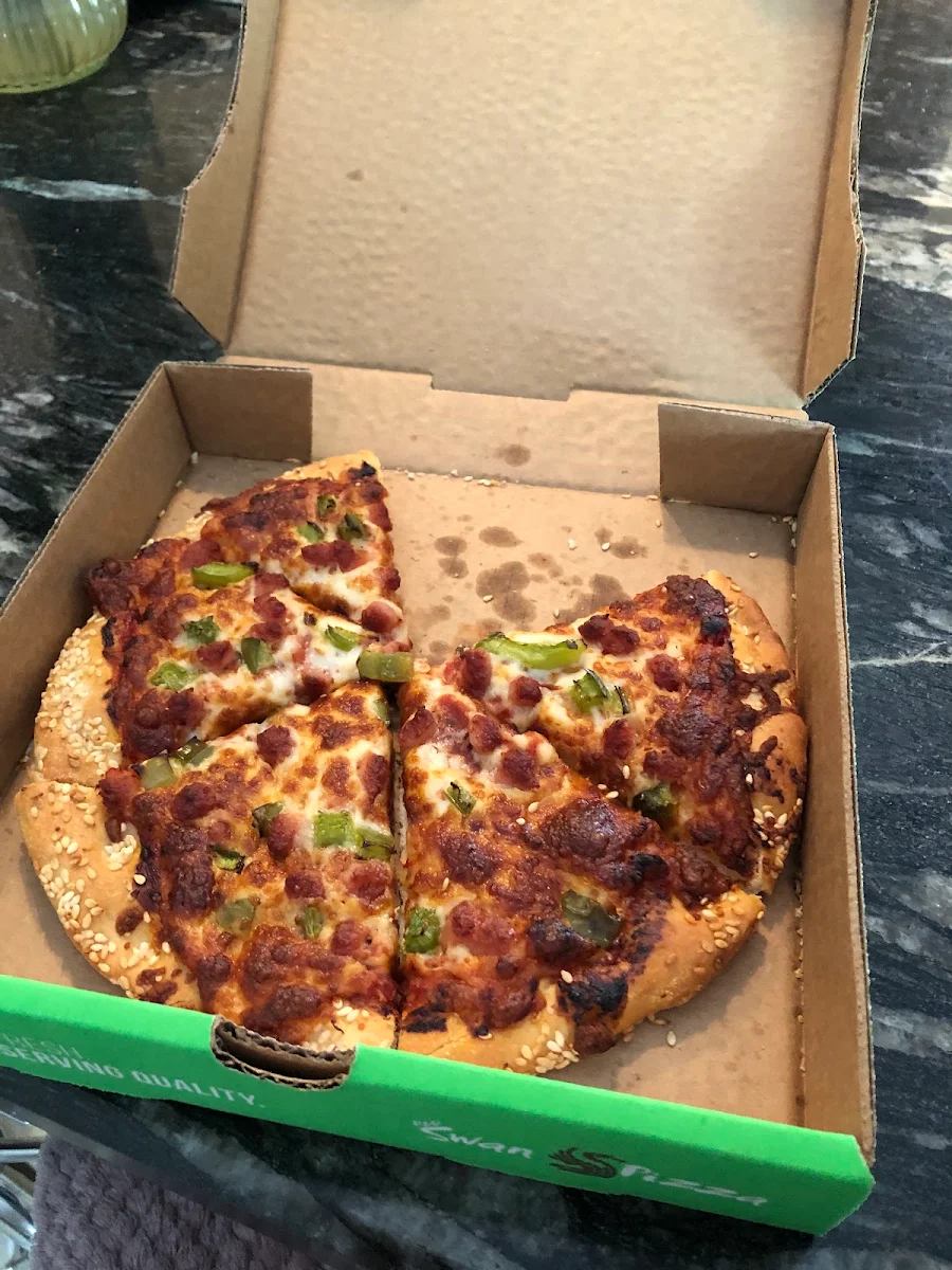 Individual Pizza, Red Swan Pizza - Welland