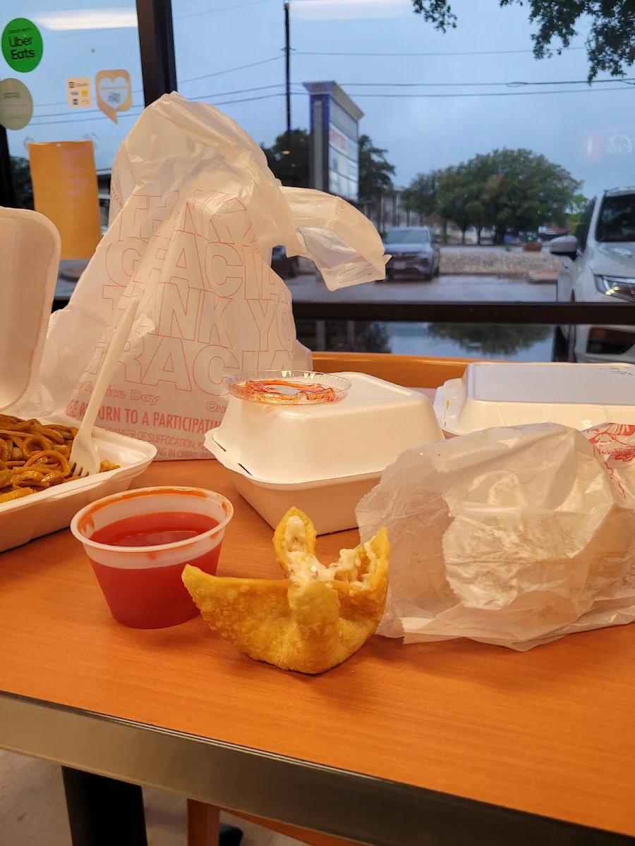 Crab Rangoon 4pc