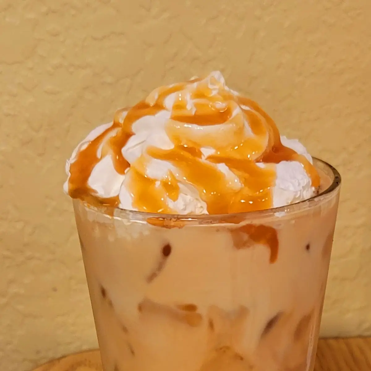 Iced Caramel Macchiato
