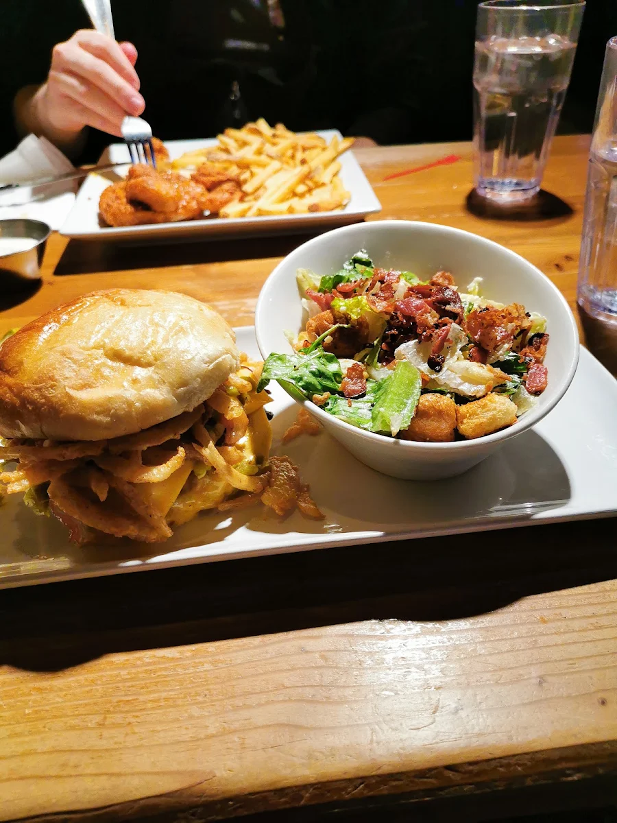 Chicken blt Poutine