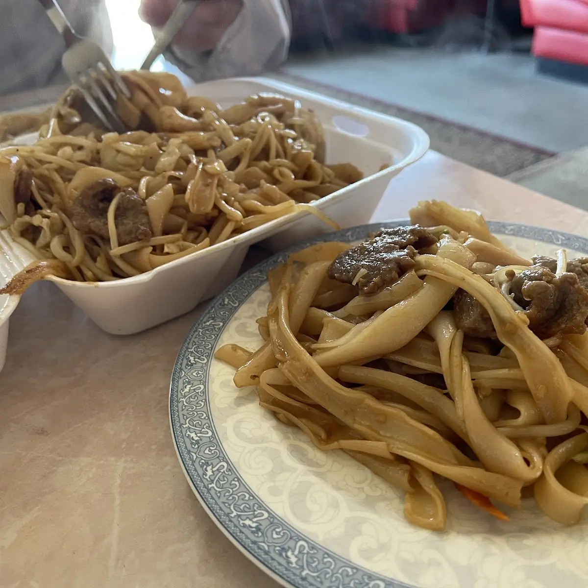Garden Chicken Chow Mein