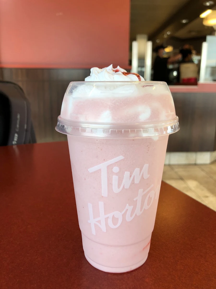 Strawberry Creamy Chill, Tim Hortons