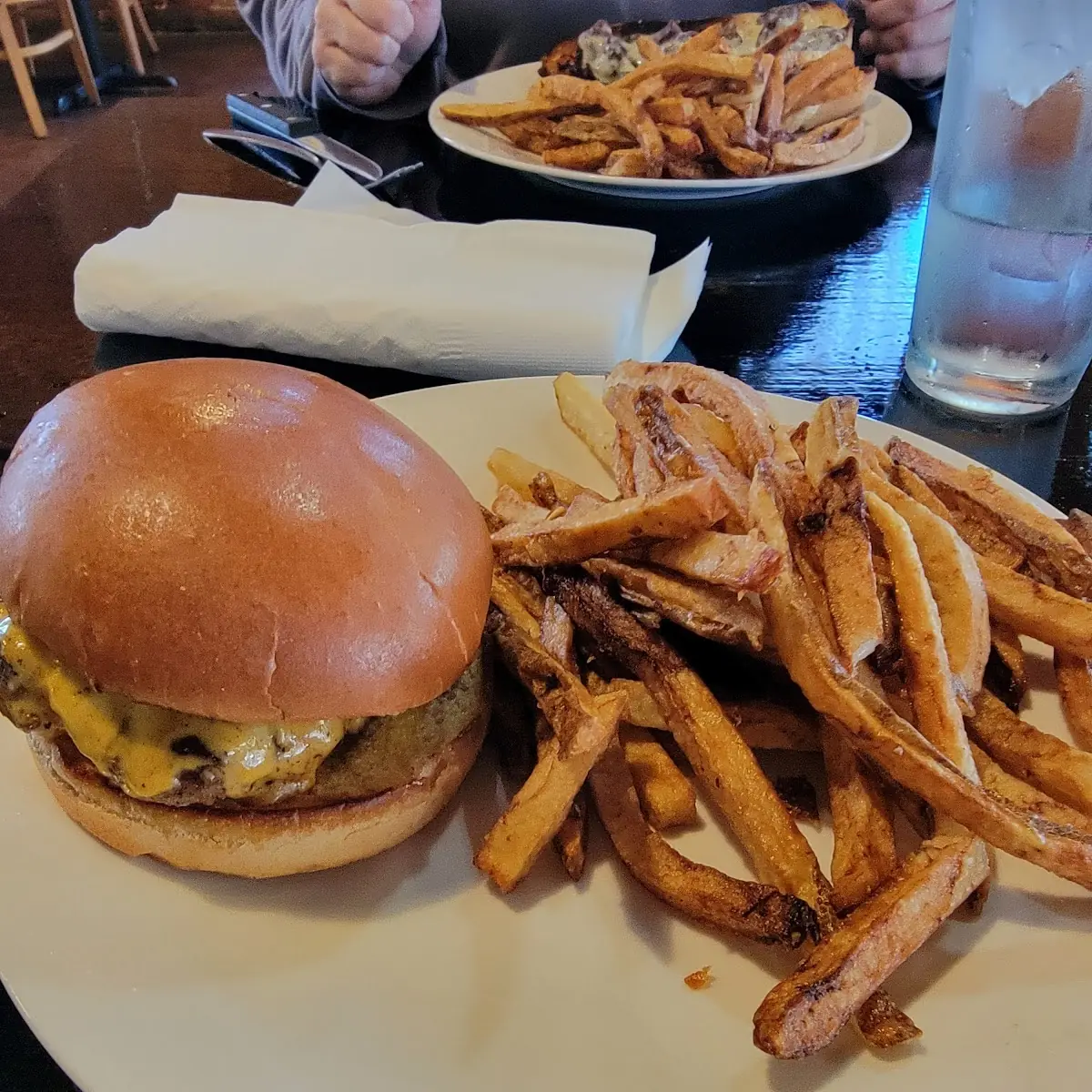 Classic Cheeseburger